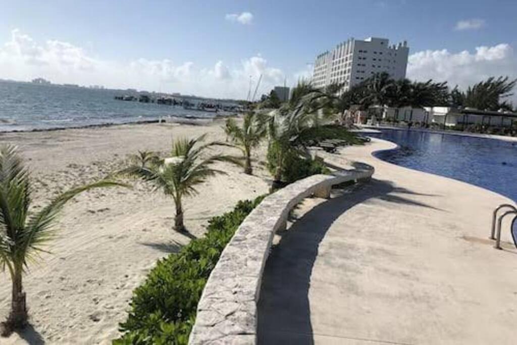 Hermoso Condo De 2 Habitaciones Frente Al Caribe Cancún Exteriör bild